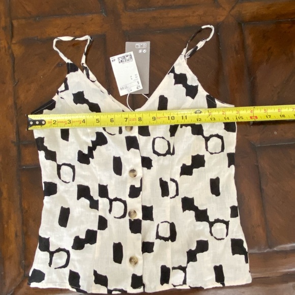 H&M top - Picture 9 of 9